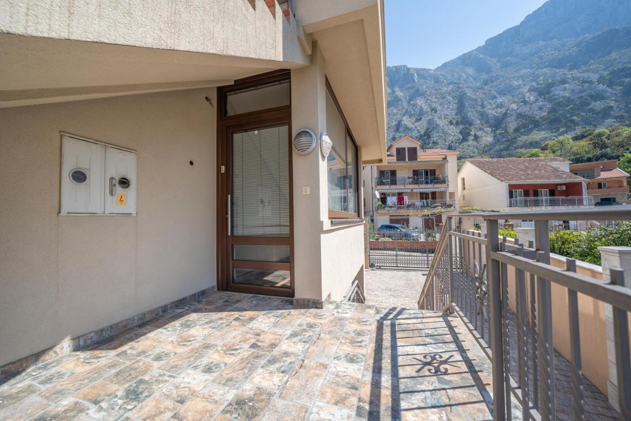Apartments Milunovic Kotor Exterior photo