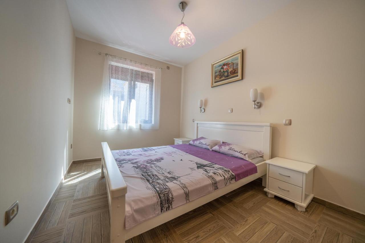 Apartments Milunovic Kotor Exterior photo